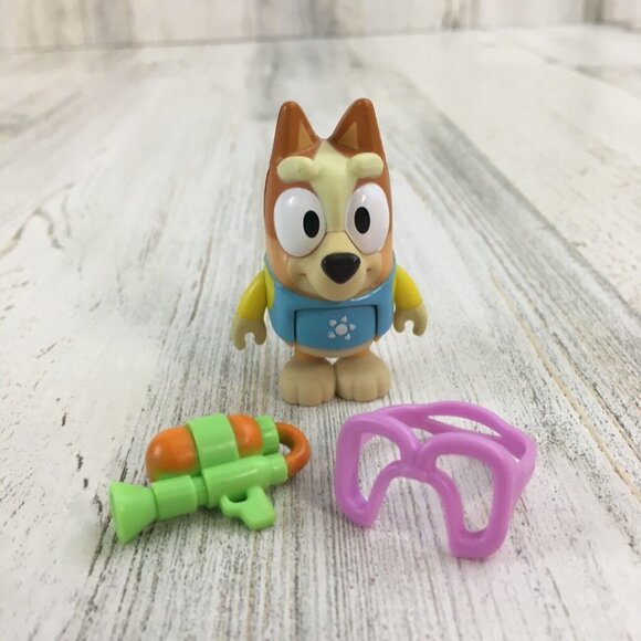 Bluey BINGO Heeler Figure Goggles Squirter Blue Swim Suit Pool Family Beach NEW - Picture 1 of 12